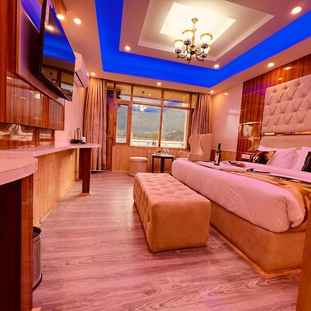 Hill River Resort - Central Heated & Air Cooled - Near Mall Road , Best Property Of Manali 2024- 2025 Extérieur photo