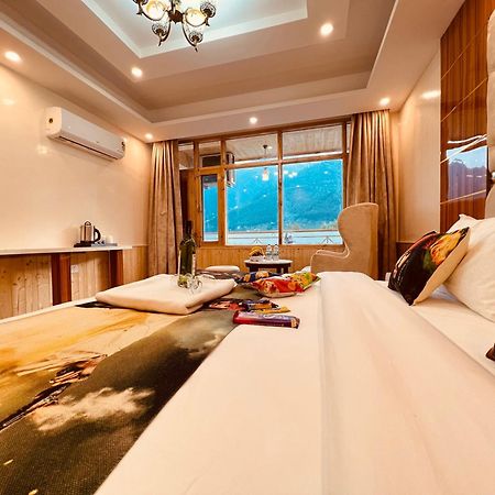 Hill River Resort - Central Heated & Air Cooled - Near Mall Road , Best Property Of Manali 2024- 2025 Extérieur photo