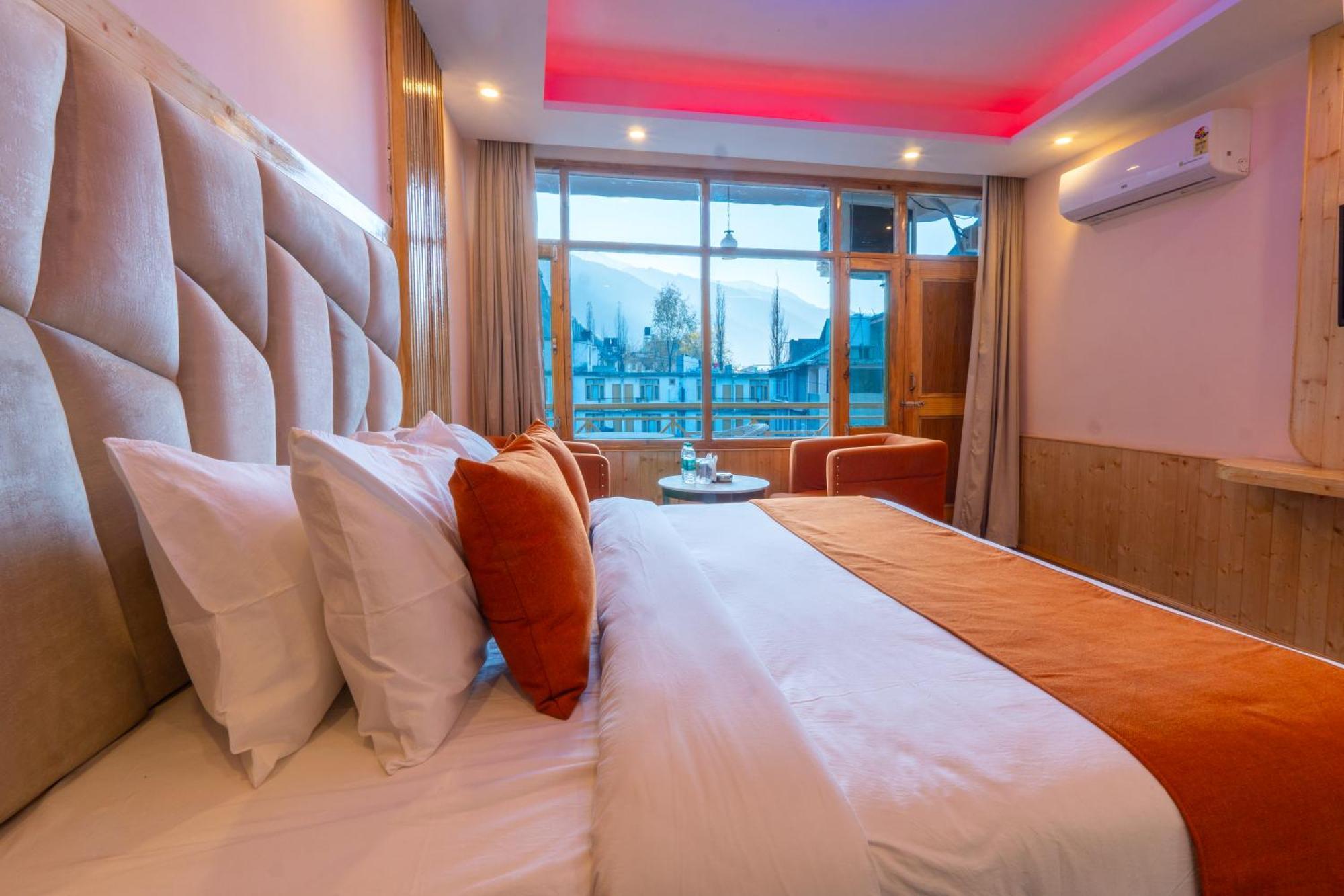 Hill River Resort - Central Heated & Air Cooled - Near Mall Road , Best Property Of Manali 2024- 2025 Extérieur photo