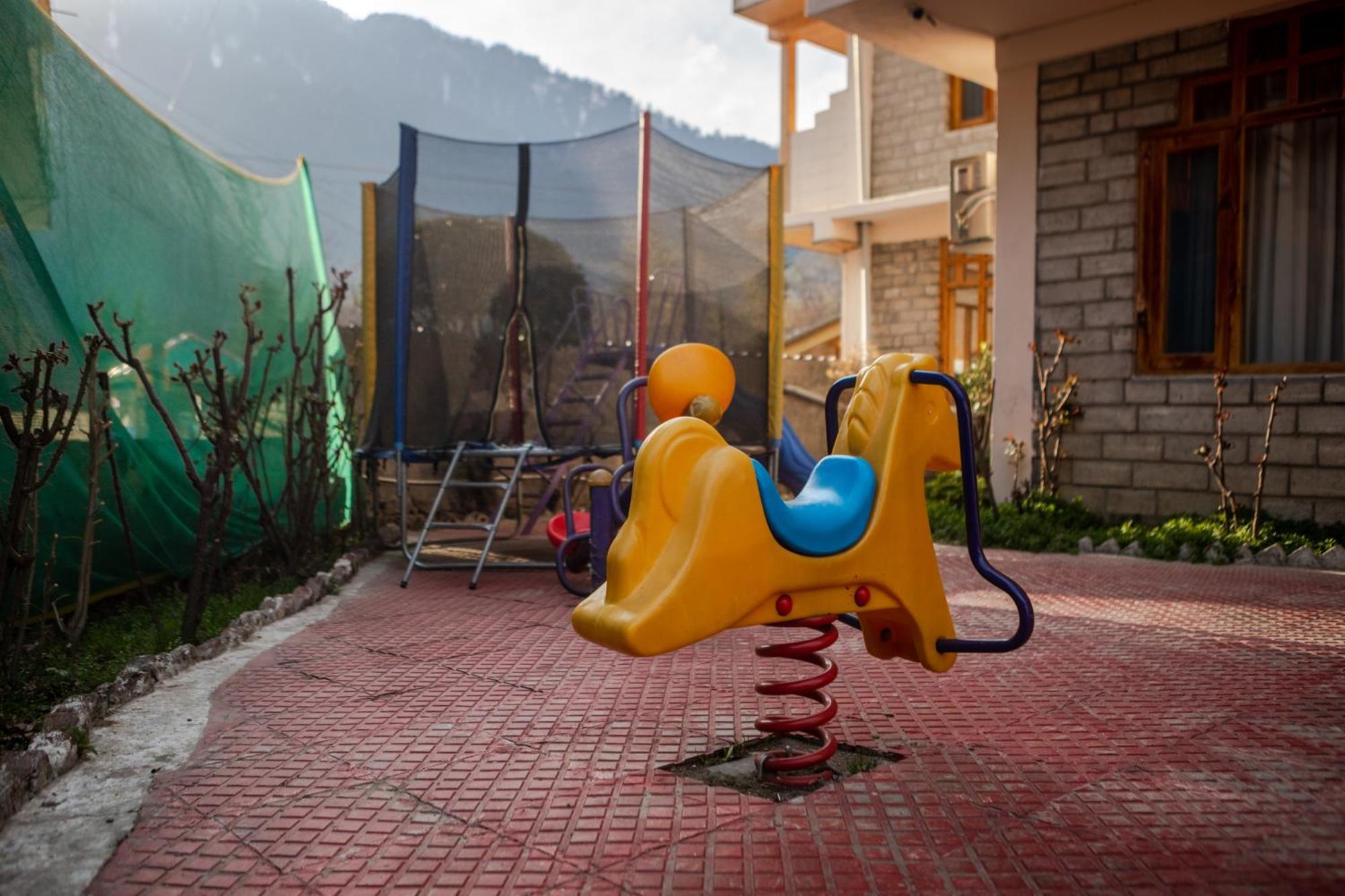 Hill River Resort - Central Heated & Air Cooled - Near Mall Road , Best Property Of Manali 2024- 2025 Extérieur photo