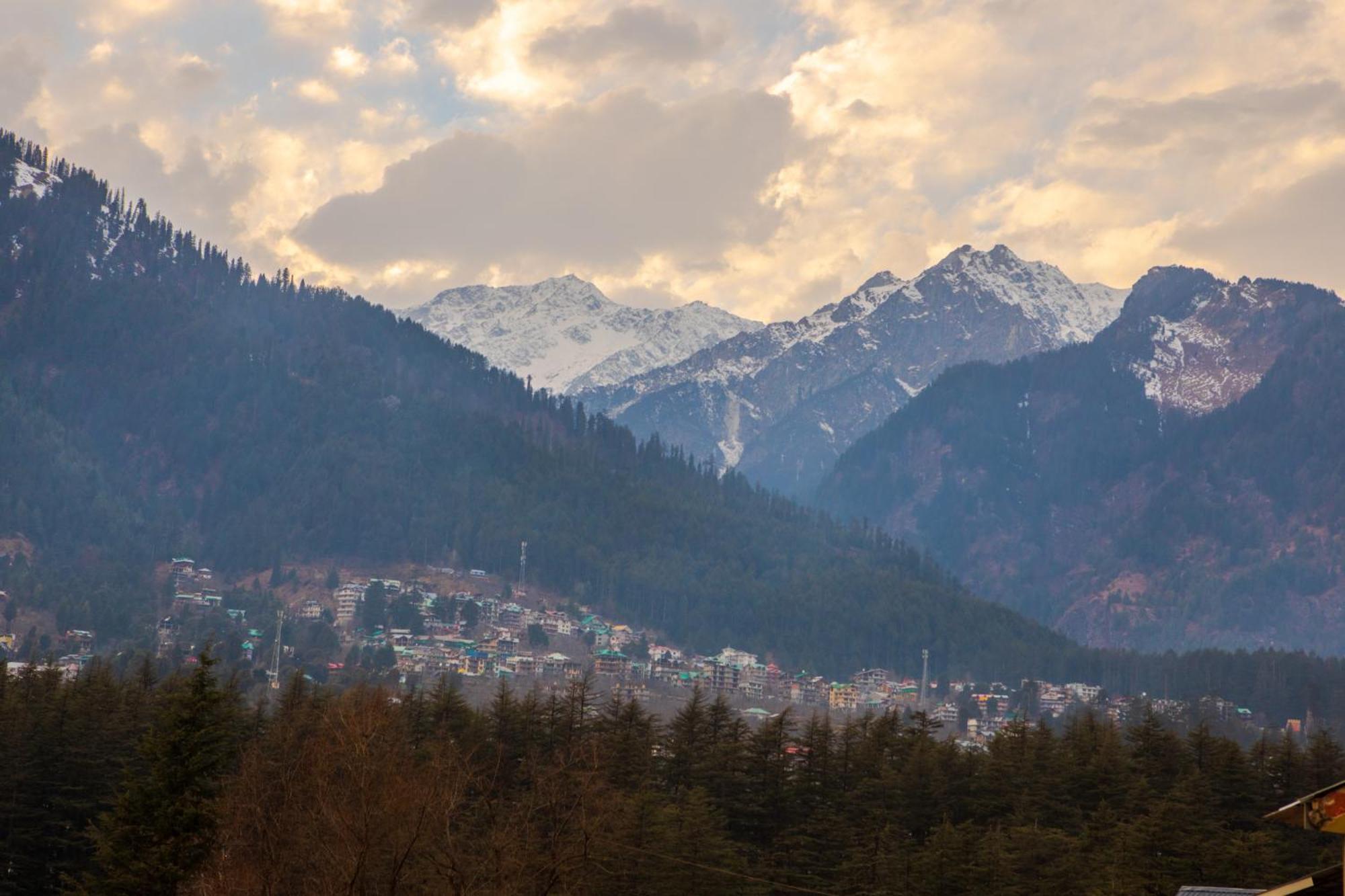 Hill River Resort - Central Heated & Air Cooled - Near Mall Road , Best Property Of Manali 2024- 2025 Extérieur photo