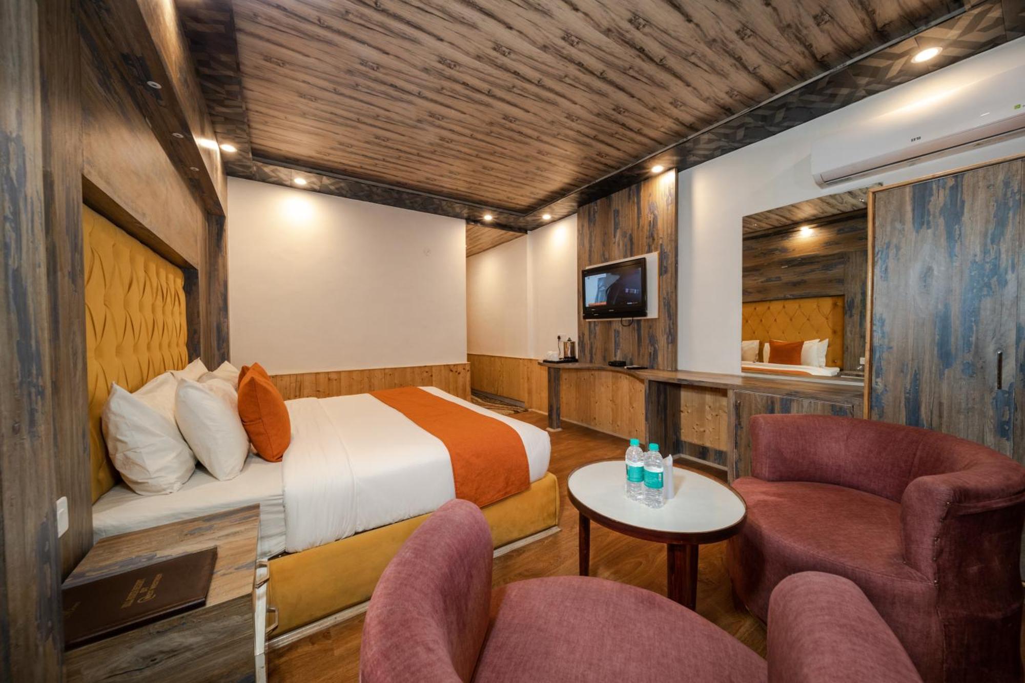 Hill River Resort - Central Heated & Air Cooled - Near Mall Road , Best Property Of Manali 2024- 2025 Extérieur photo